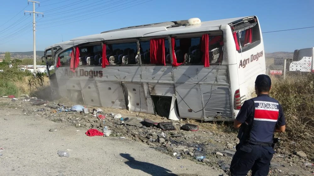 Uşak'ta devrilen otobüsle ilgili korkunç iddia: 'Şoför uyuyordu'